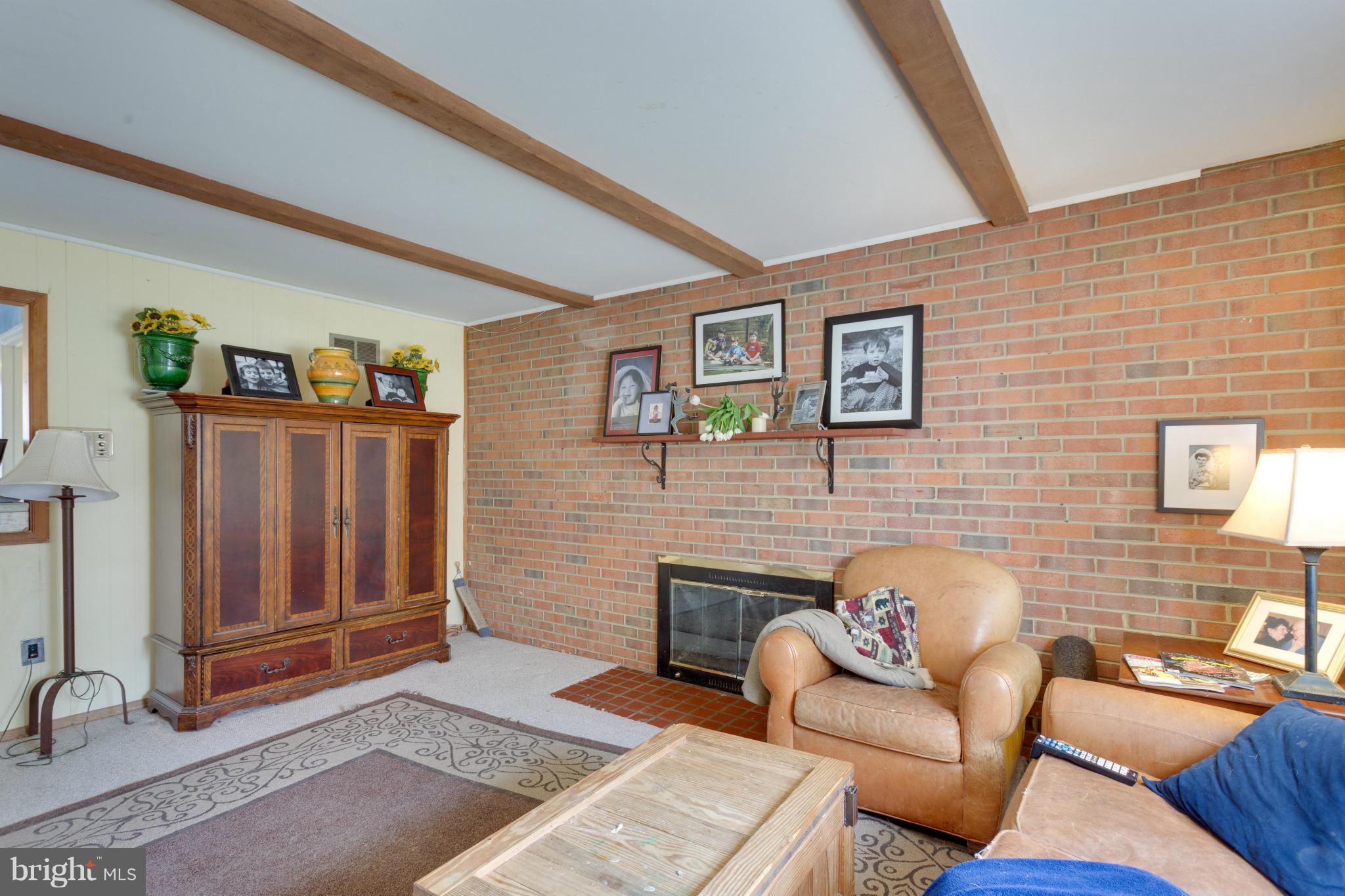 8720 Old Courthouse Road Vienna, VA 22182 - Photo 5 of 23 Family Room