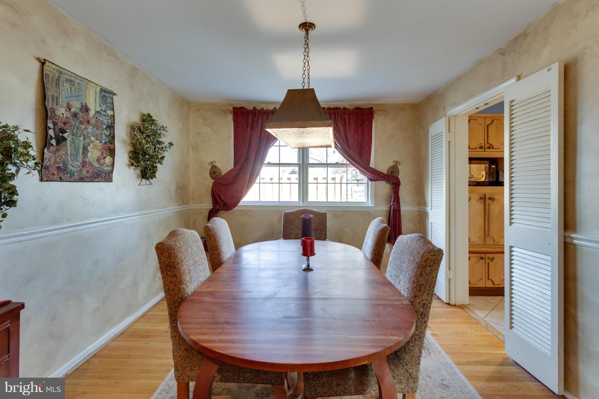 8720 Old Courthouse Road Vienna, VA 22182 - Photo 10 of 23 Dining Room