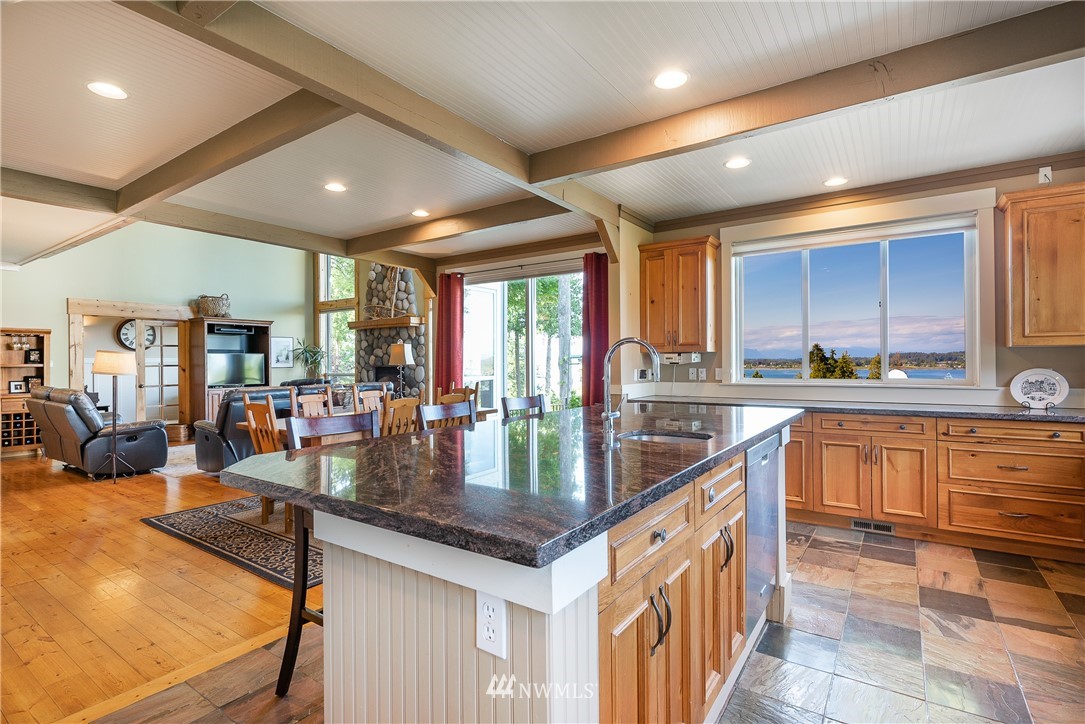 5344 Canvasback Road Blaine, WA 98230 - Photo 11 of 40