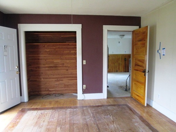 2795 Providence Road Northbridge, MA 01534 - Photo 5 of 30 Gallery Image 5