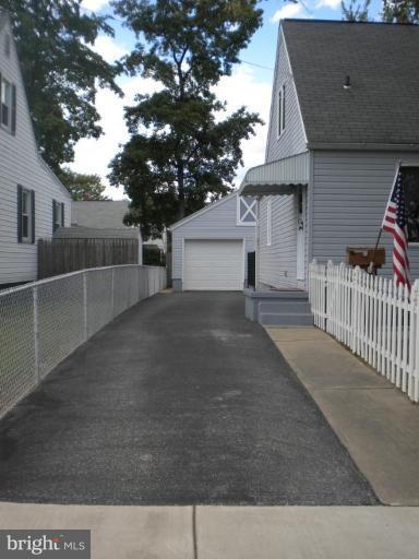 1728 Drexel Road Dundalk, MD 21222 - Photo 23 of 23 Long Drive Way