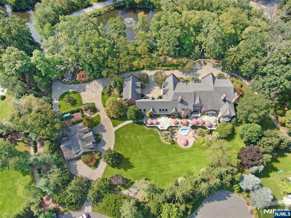 1055 High Mountain Road Franklin Lakes, NJ 07417 - Photo 1 of 24 Gallery Image 1