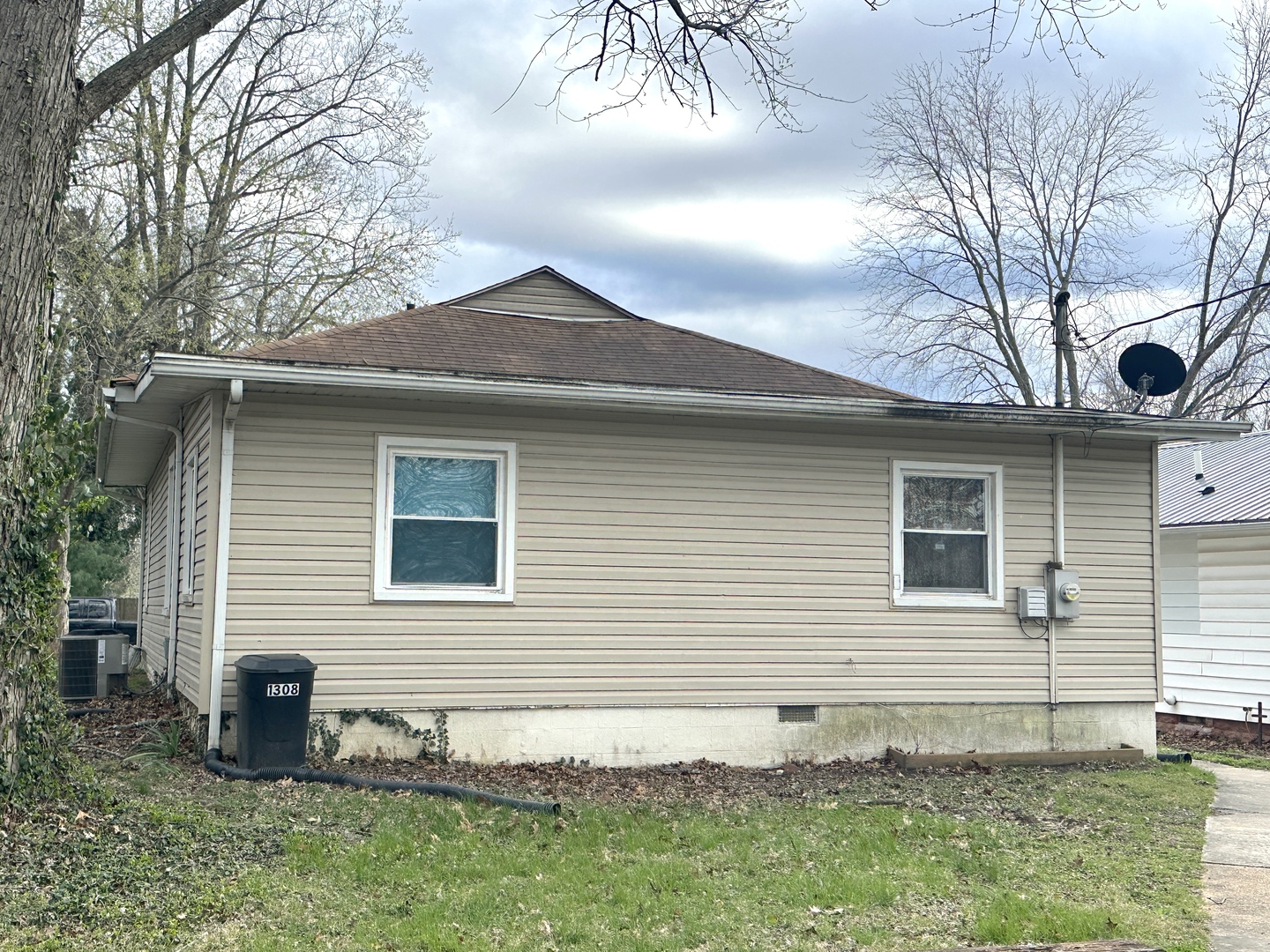 1308 Maple Street Murphysboro, IL 62966 - Photo 16 of 18
