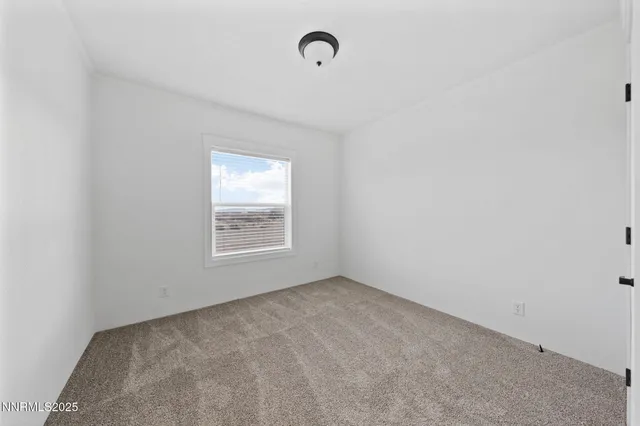 $399,900 | 6225 Sand Creek Circle, Winnemucca, NV 89445