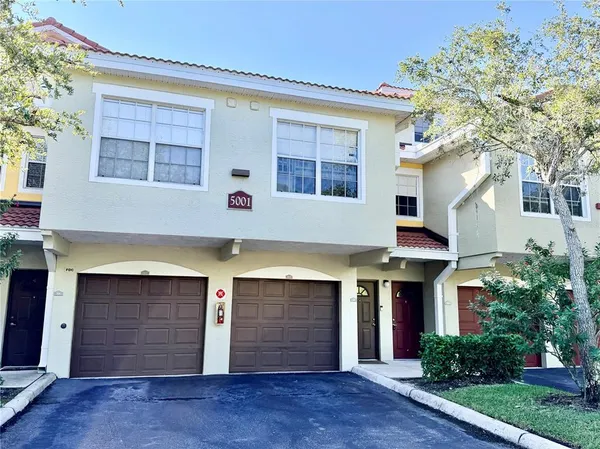 $1,800 | 5001 Baraldi Circle, Unit 22210, Sarasota, FL 34235
