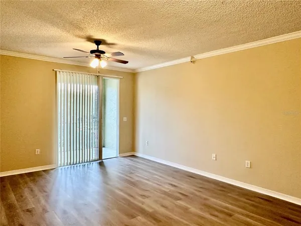 $1,800 | 5001 Baraldi Circle, Unit 22210, Sarasota, FL 34235