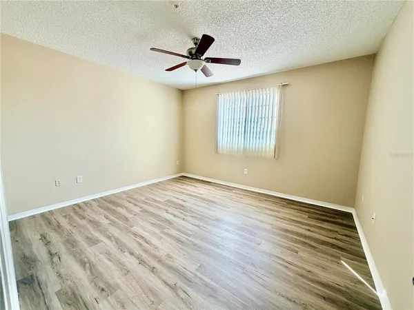 $1,800 | 5001 Baraldi Circle, Unit 22210, Sarasota, FL 34235