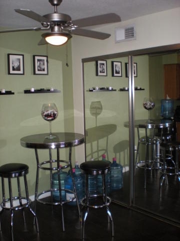 5877 North Granite Reef Road, Unit 1116 Scottsdale, AZ 85250 - Photo 3 of 8 dining