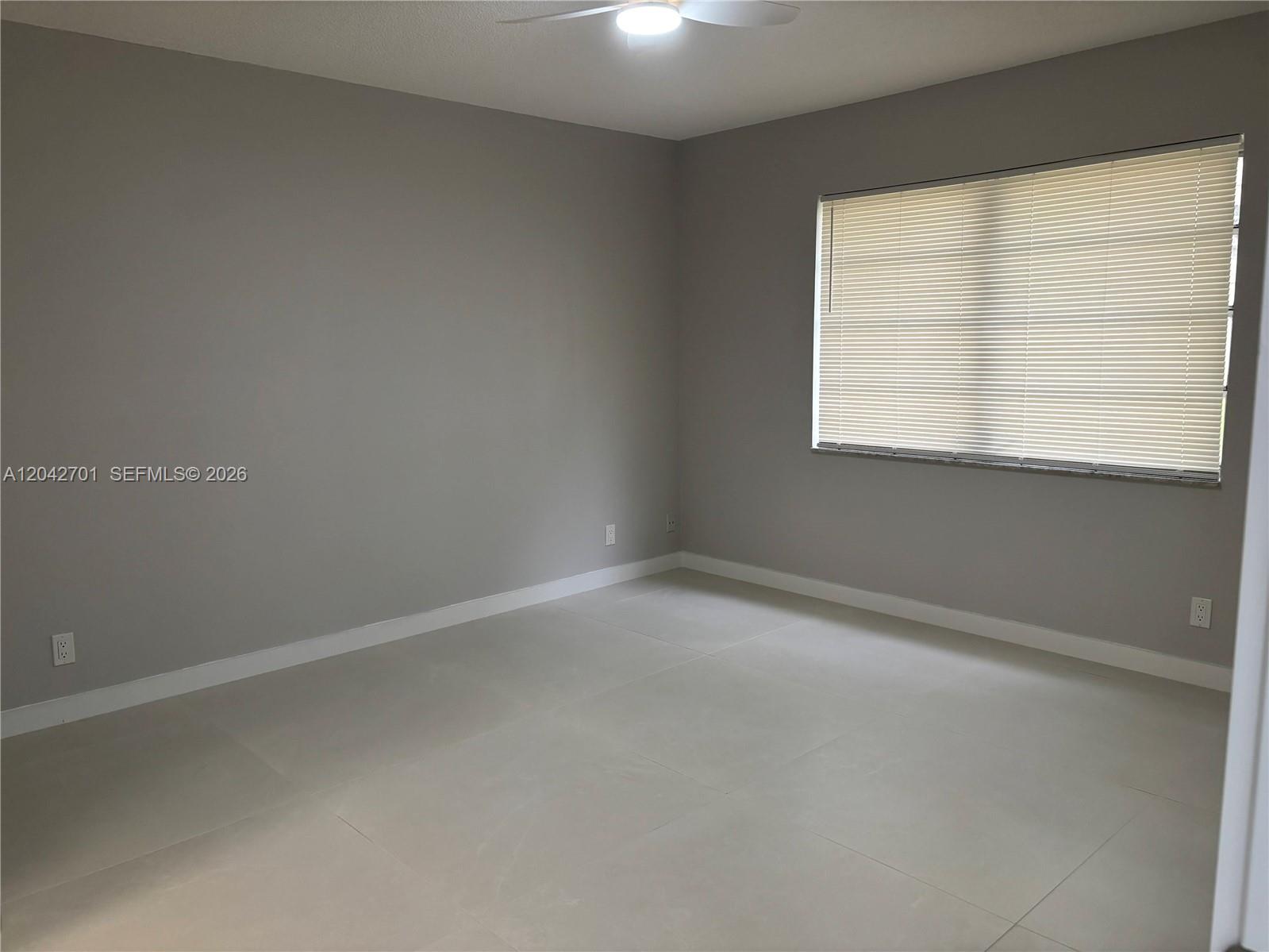 300 Berkley Road, Unit 103 Hollywood, FL 33024 - Photo 18 of 31