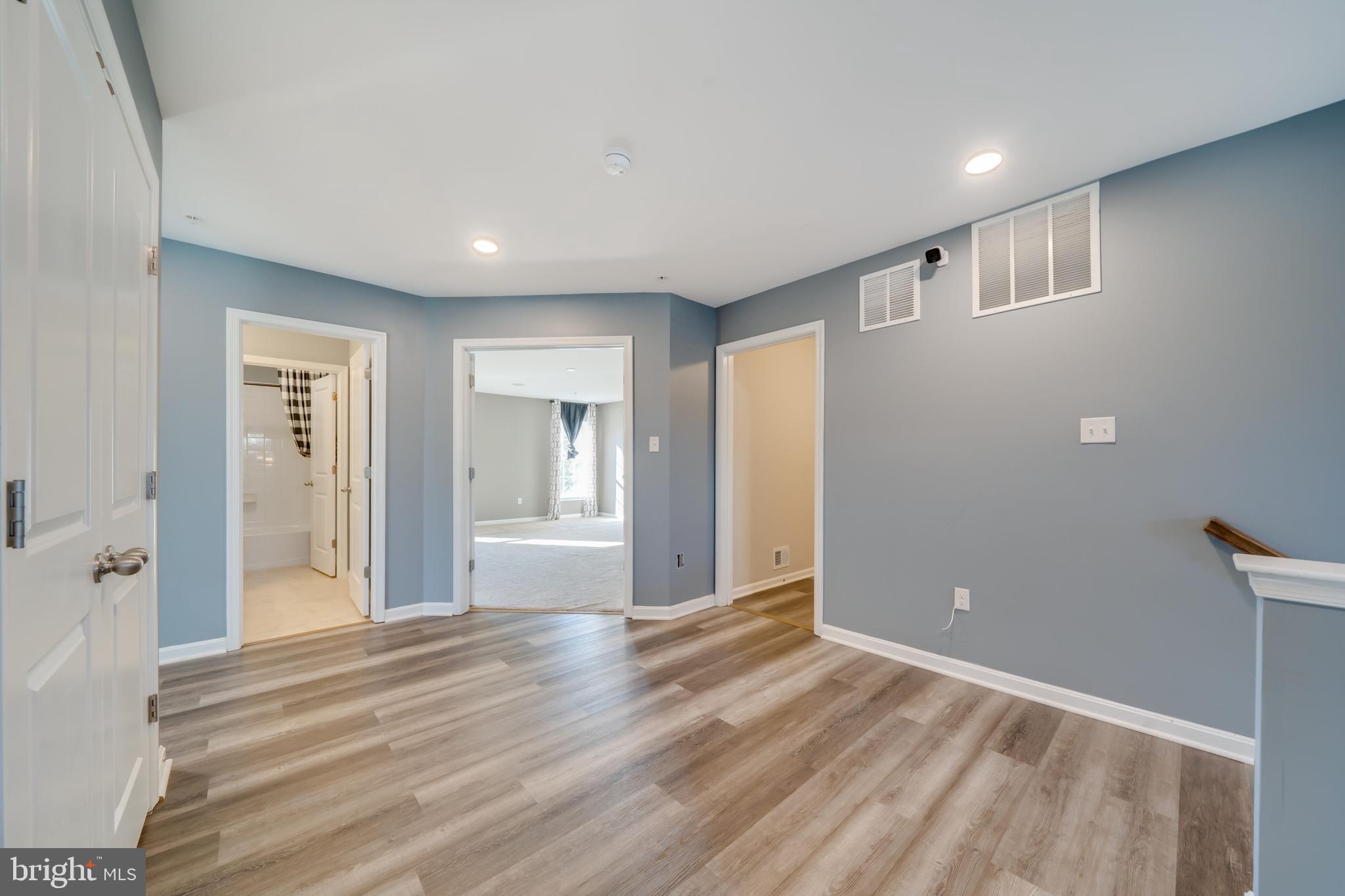 800 Naeve Court Accokeek, MD 20607 - Photo 22 of 56 a view of a livingroom with wooden floor