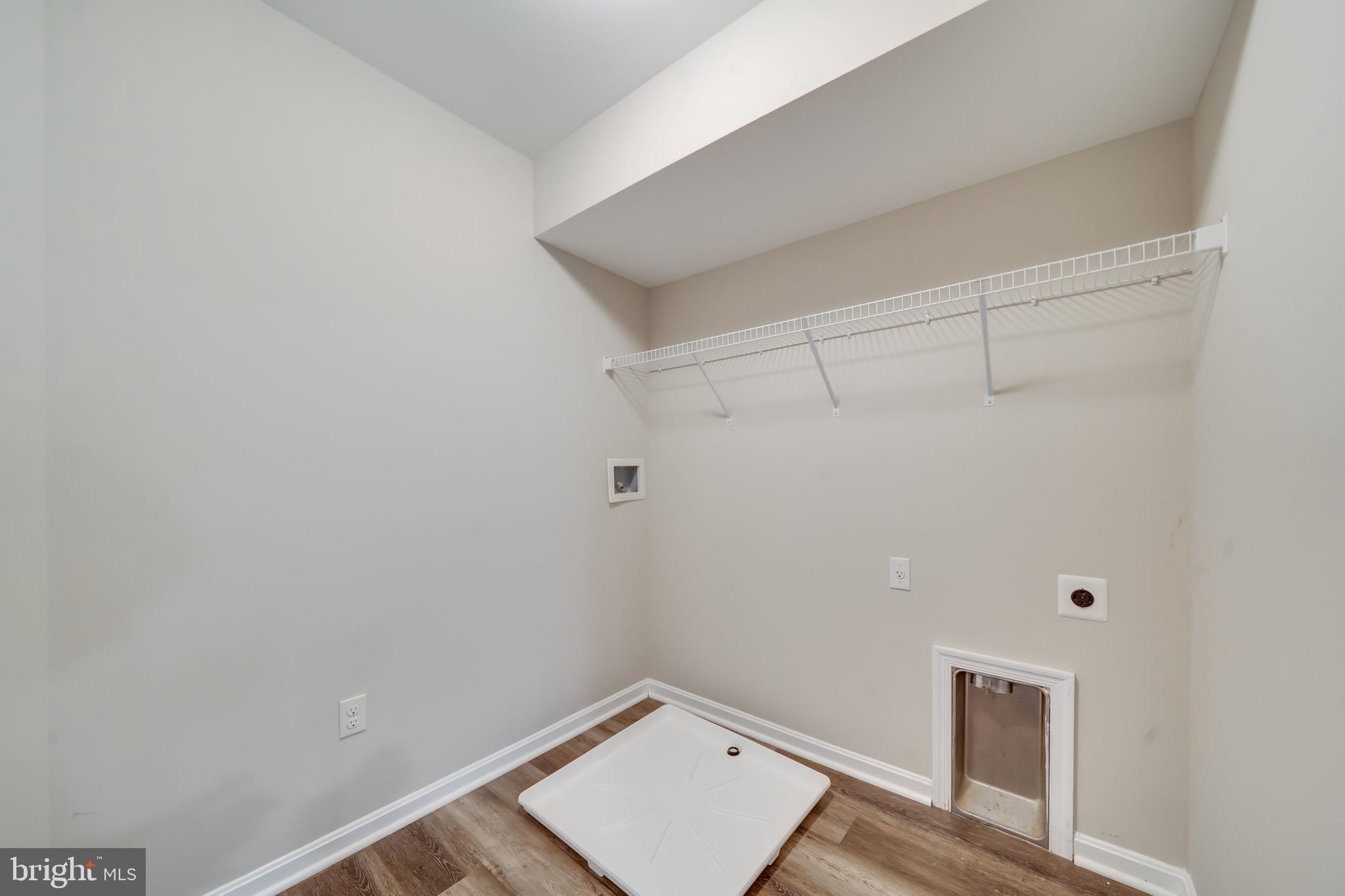800 Naeve Court Accokeek, MD 20607 - Photo 23 of 56 a view of an empty room