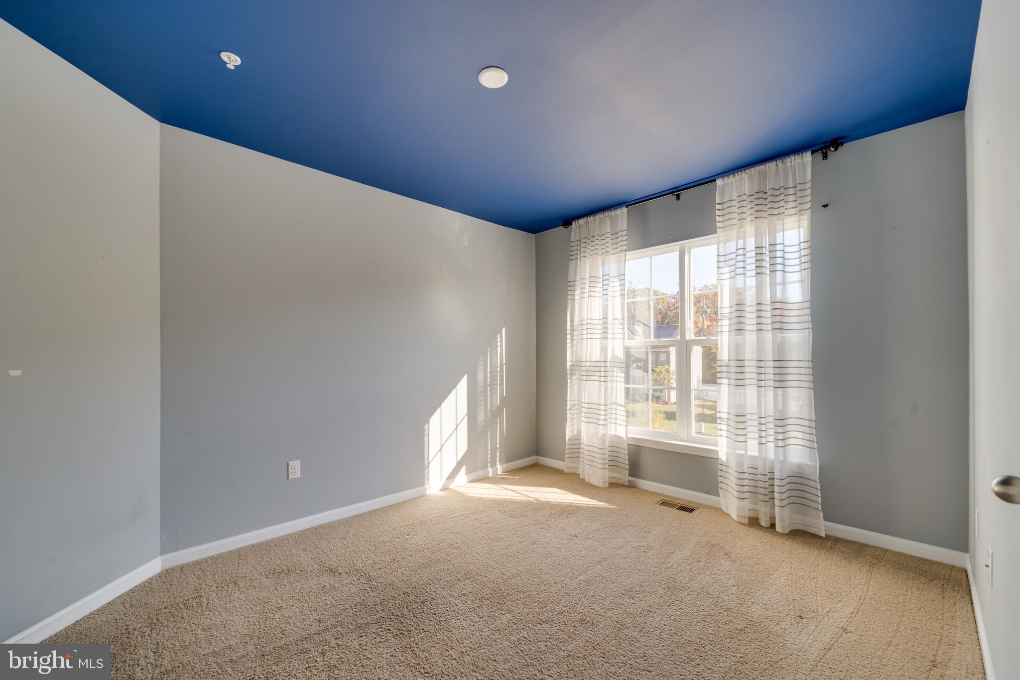 800 Naeve Court Accokeek, MD 20607 - Photo 32 of 56 a view of an empty room with a window