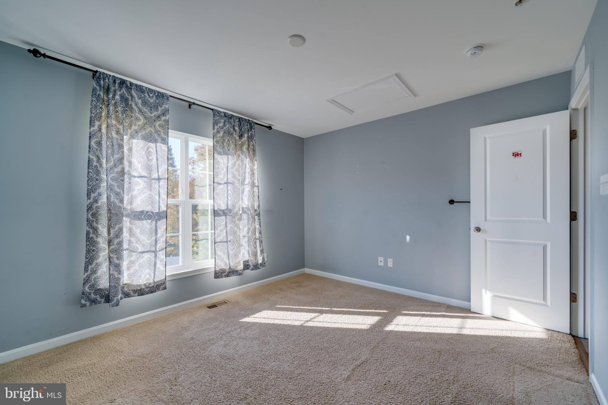 800 Naeve Court Accokeek, MD 20607 - Photo 34 of 56 a view of an empty room with a window