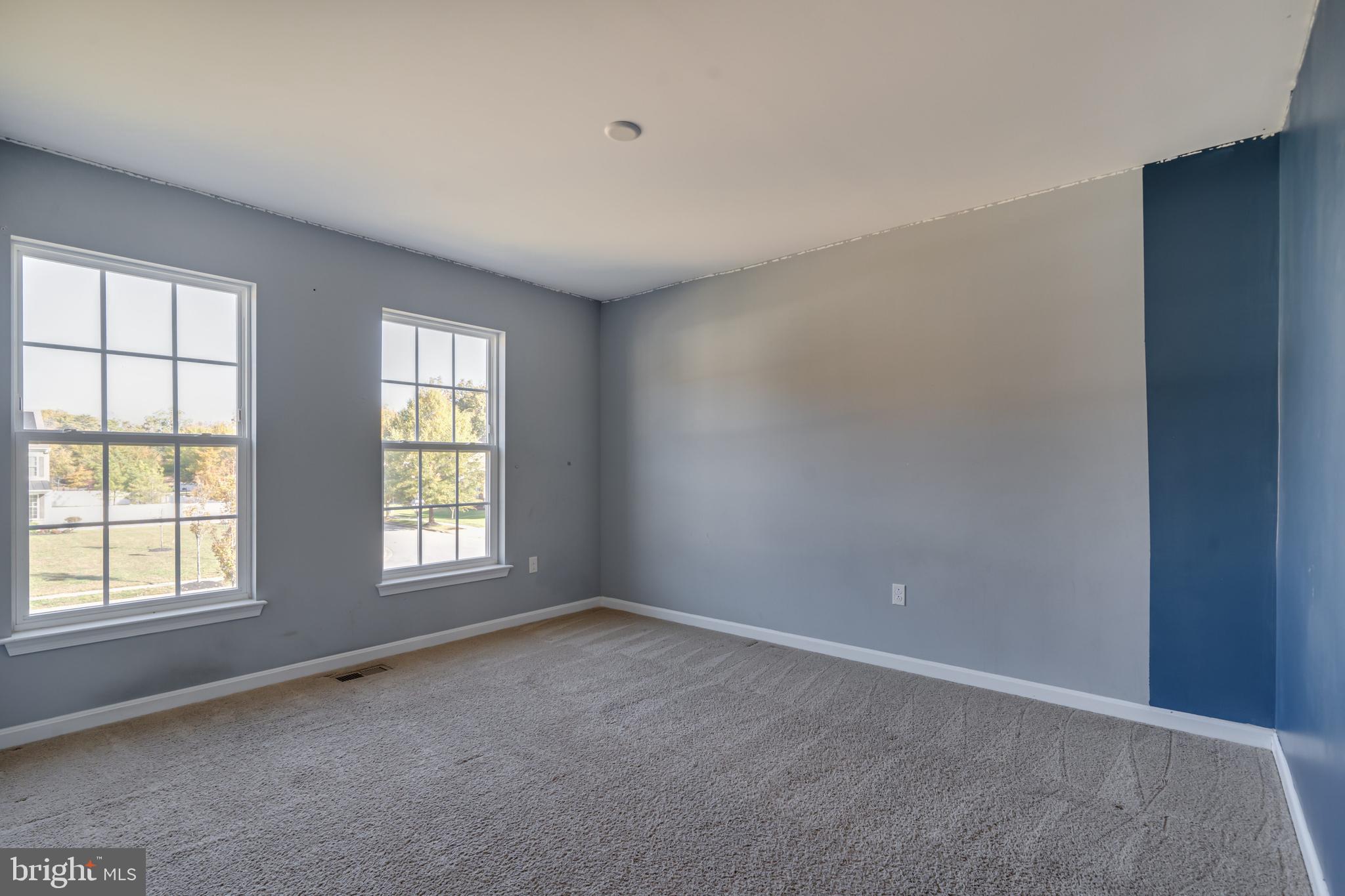 800 Naeve Court Accokeek, MD 20607 - Photo 39 of 56 an empty room with windows