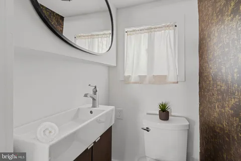 $525,000 | 1010 Greenwich Street, Philadelphia, PA 19147
