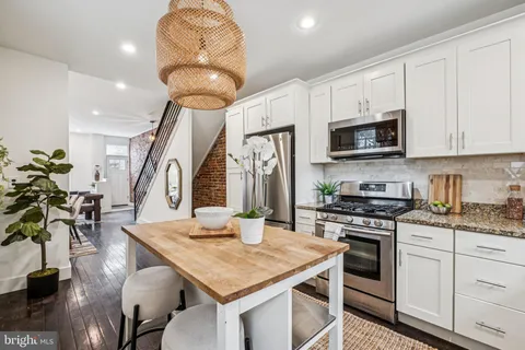 $525,000 | 1010 Greenwich Street, Philadelphia, PA 19147