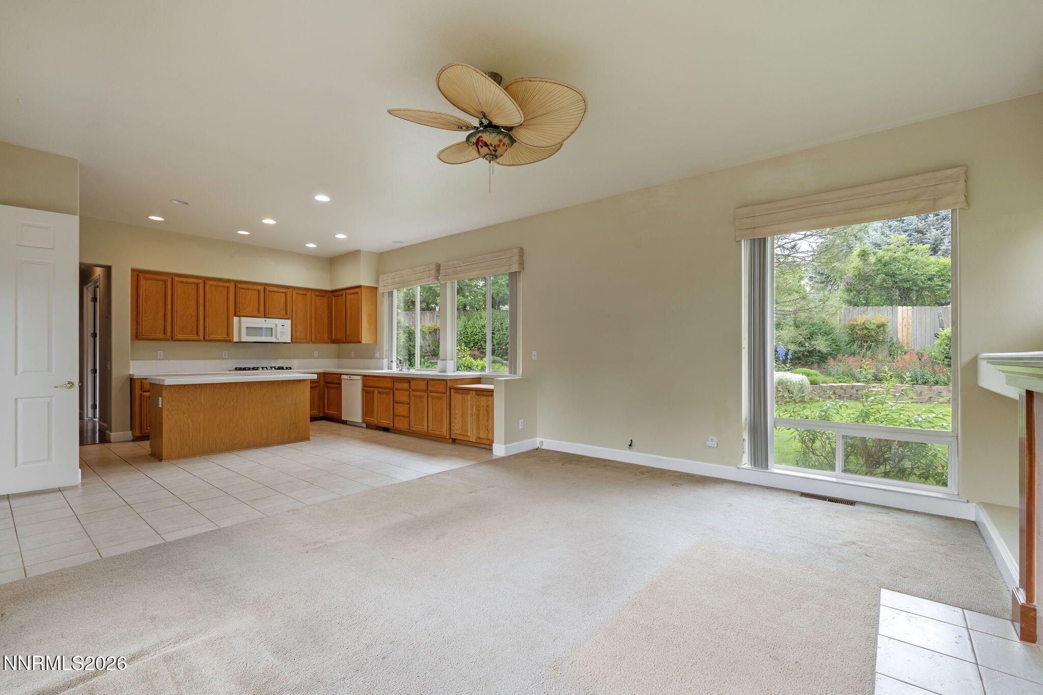 2048 St George Way Carson City, NV 89703 - Photo 22 of 47 26-web-or-mls-DSC09875