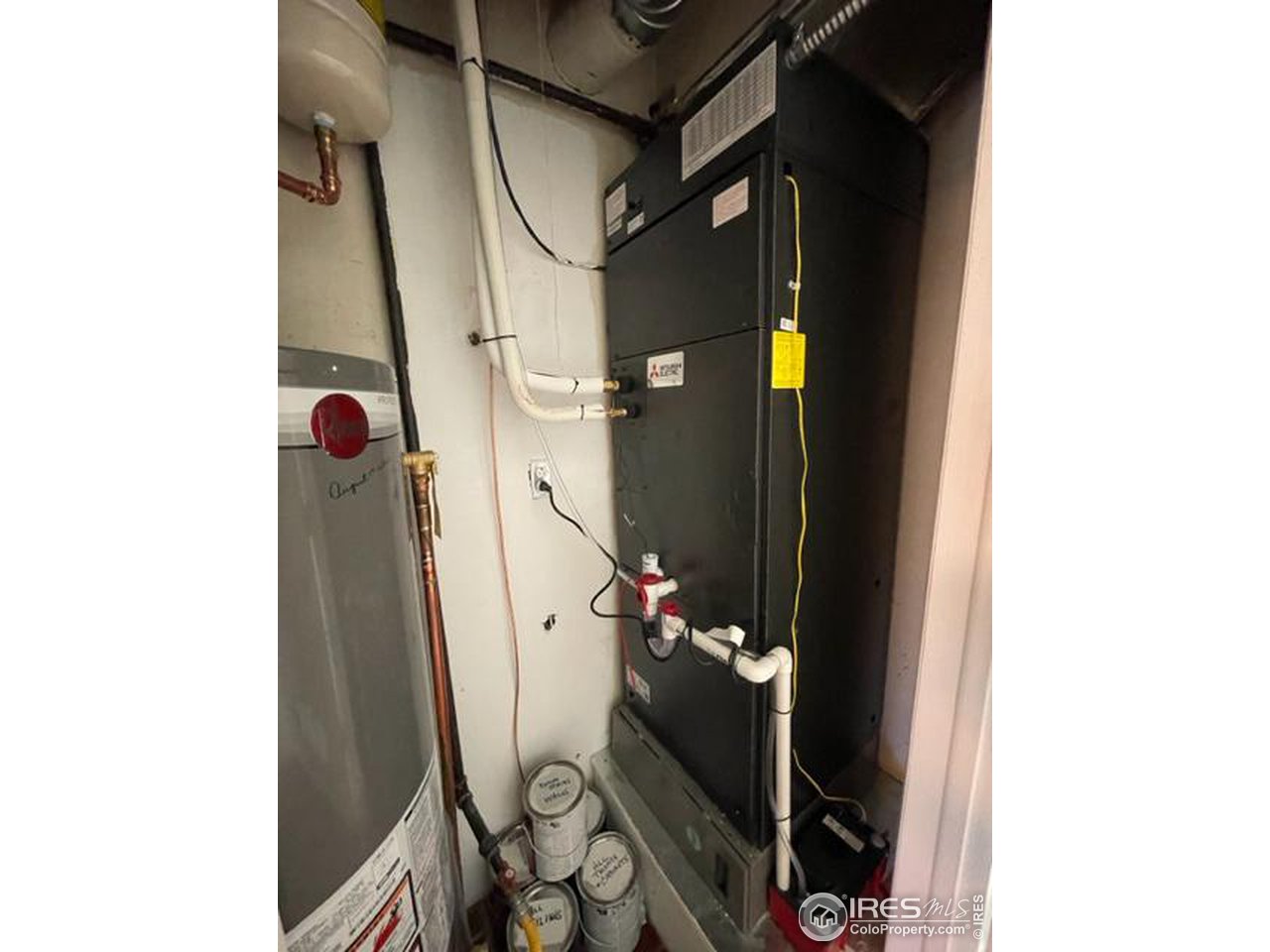 2661 Lloyd Circle Boulder, CO 80304 - Photo 25 of 28 a view of living room