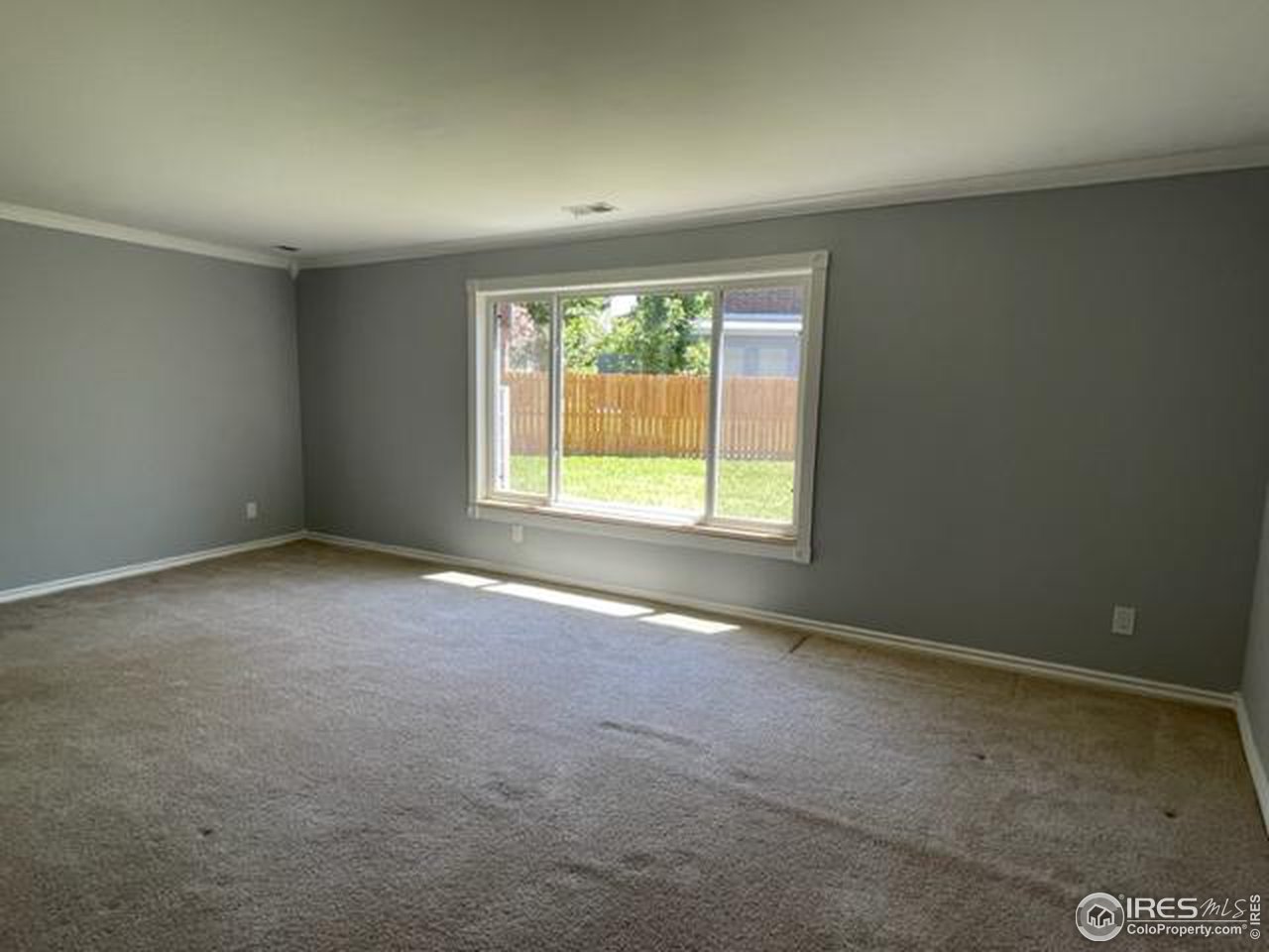 2661 Lloyd Circle Boulder, CO 80304 - Photo 5 of 28 an empty room with a window