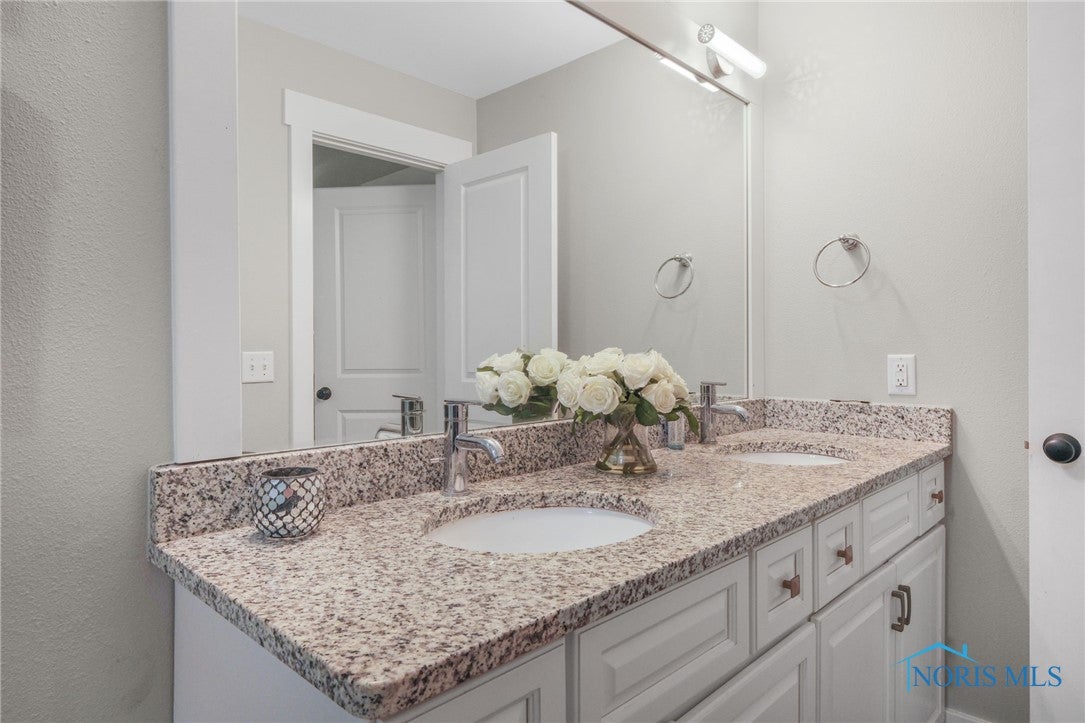 2231 Manoa Road Toledo, OH 43615 - Photo 29 of 44 Gallery Image 29