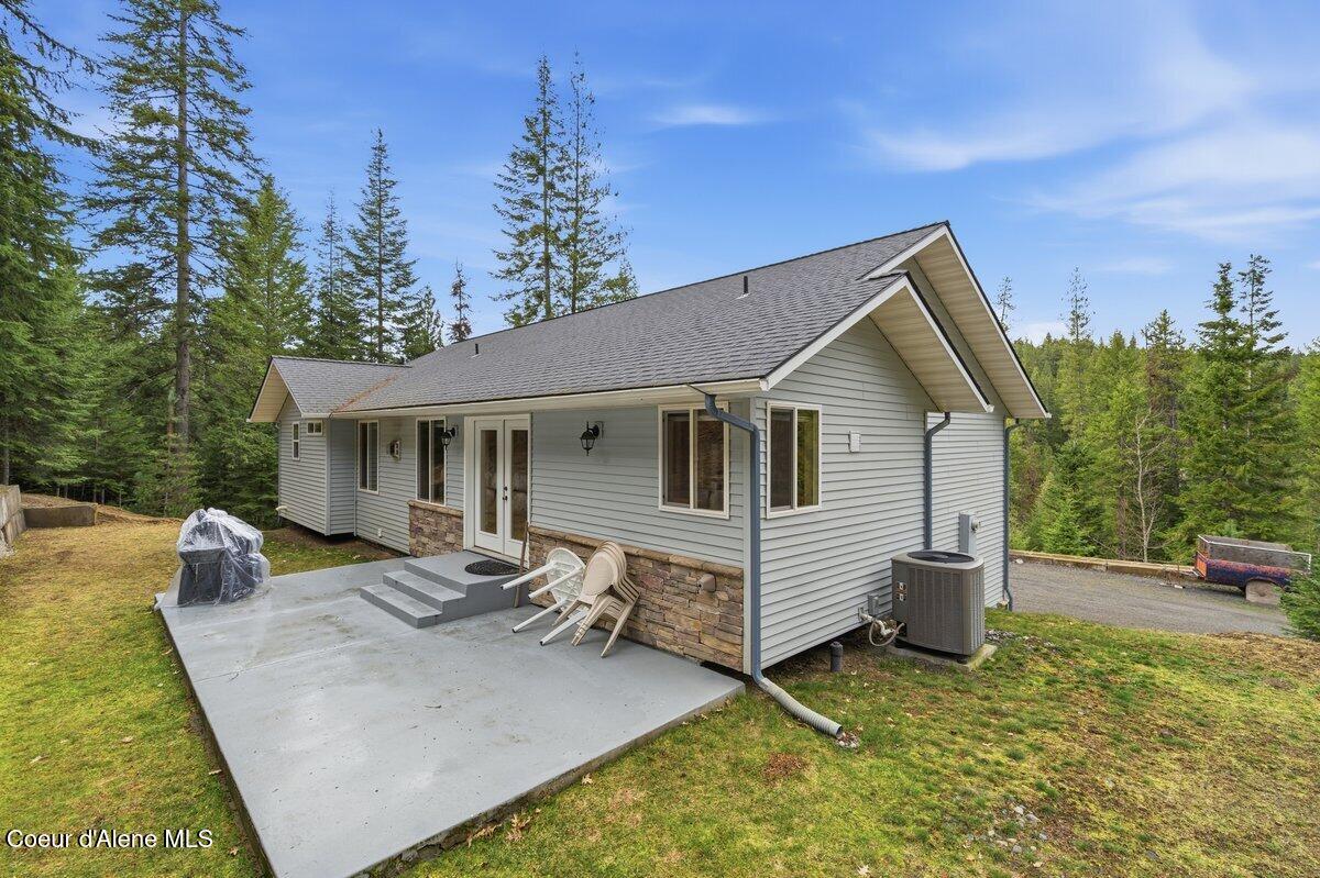 5340 West Hull Loop Coeur D'Alene, ID 83814 - Photo 22 of 31 Patio