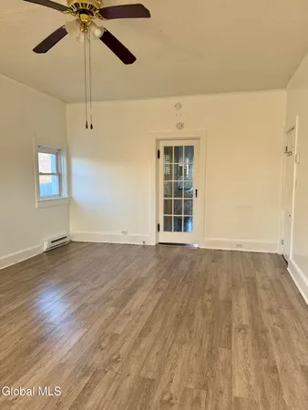 $1,250 | 290 2nd Avenue, Unit 1A, Troy, NY 12182