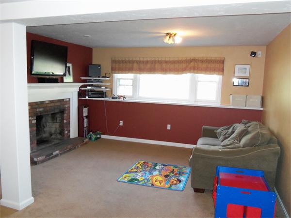 116 Queens Brook Road Pembroke, MA 02359 - Photo 18 of 23 Gallery Image 18