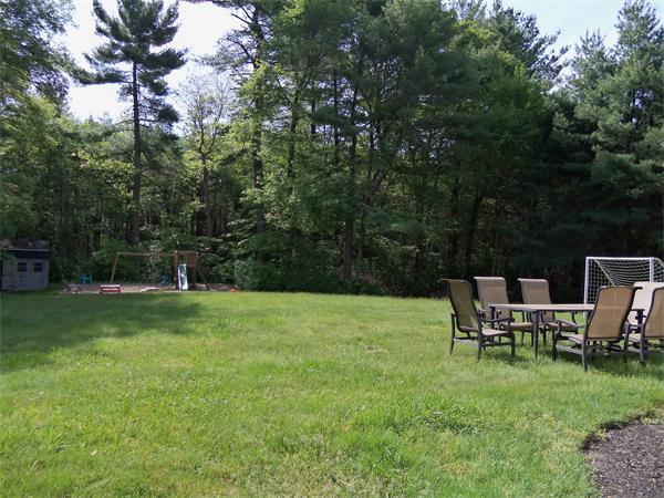 116 Queens Brook Road Pembroke, MA 02359 - Photo 23 of 23 Gallery Image 23