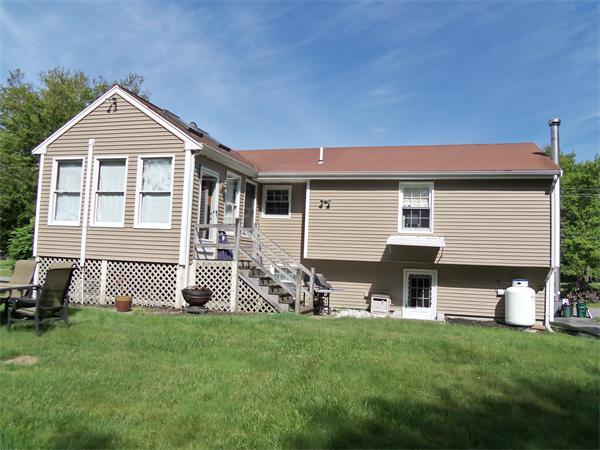 116 Queens Brook Road Pembroke, MA 02359 - Photo 4 of 23 Gallery Image 4