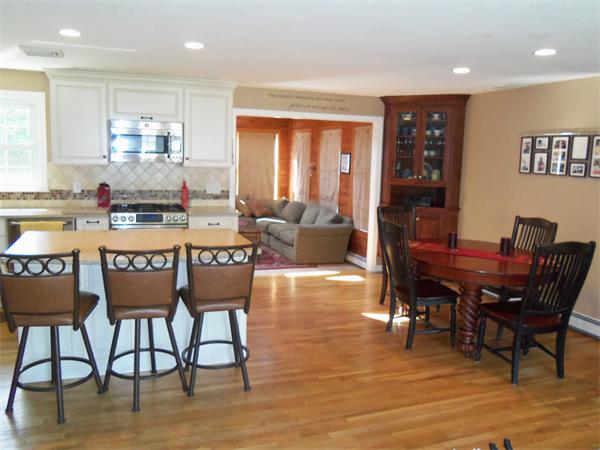 116 Queens Brook Road Pembroke, MA 02359 - Photo 8 of 23 Gallery Image 8