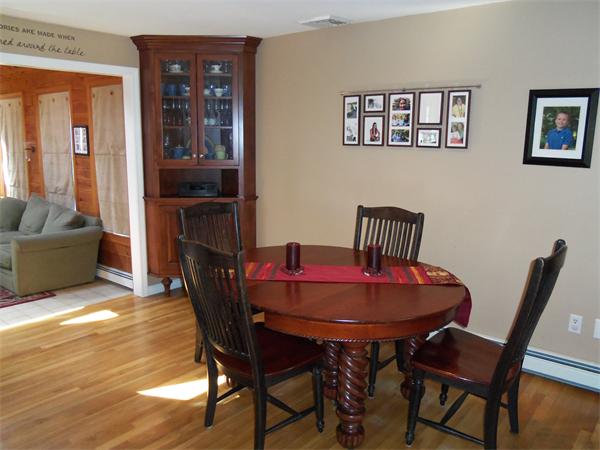 116 Queens Brook Road Pembroke, MA 02359 - Photo 9 of 23 Gallery Image 9