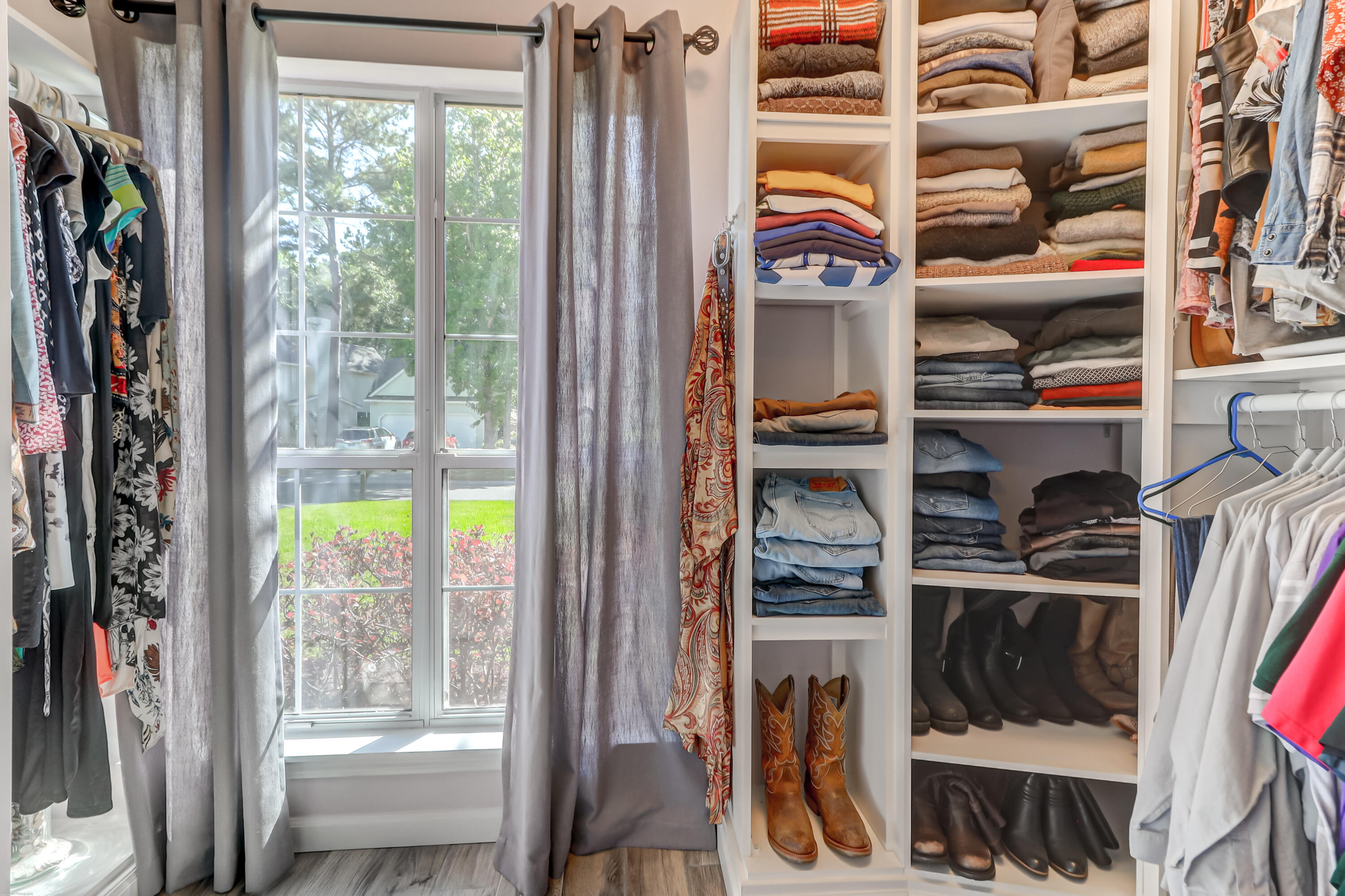 2761 Merwether Lane Mount Pleasant, SC 29466 - Photo 25 of 33 Large closet with built in's