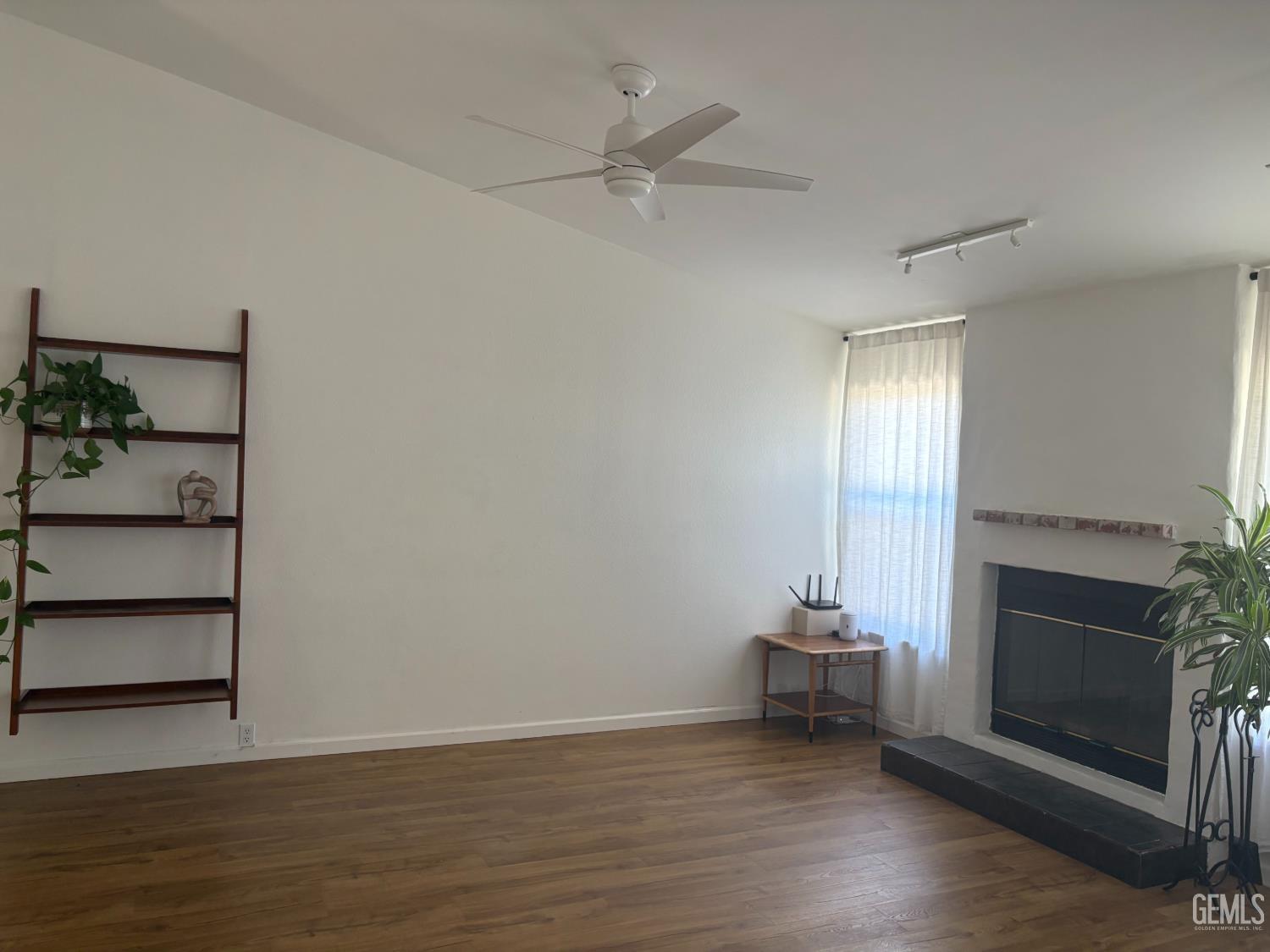 Undisclosed Address Ridgecrest, CA 93555 - Photo 14 of 31 Gallery Image 14