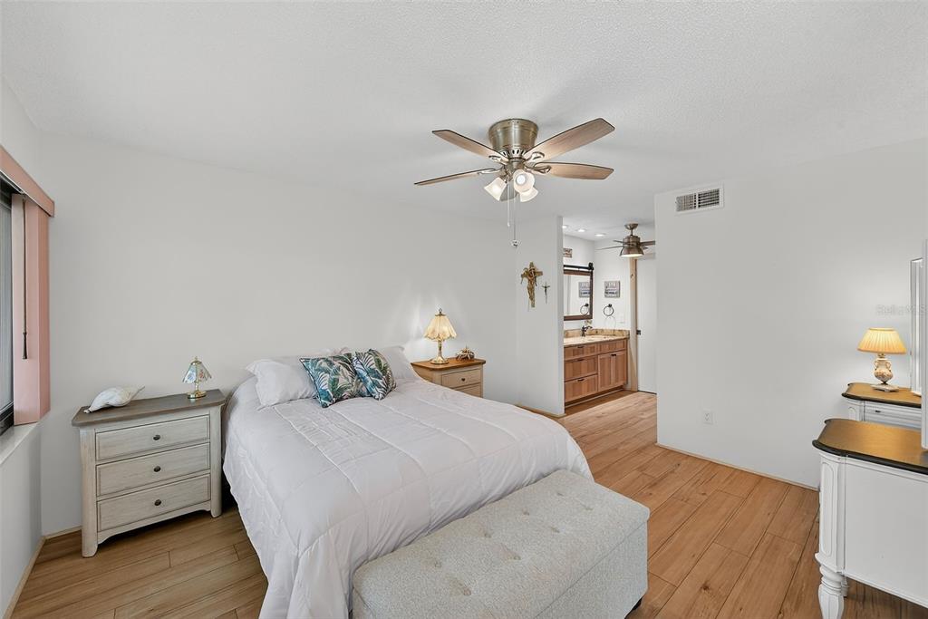 12300 Vonn Road, Unit 2204 Largo, FL 33774 - Photo 18 of 61