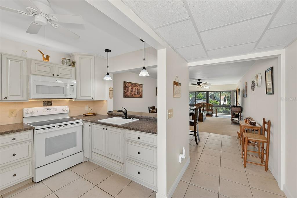 12300 Vonn Road, Unit 2204 Largo, FL 33774 - Photo 7 of 61