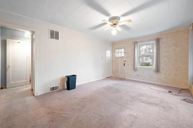 $143,700 | 1101 Chestnut Street, Cadillac, MI 49601