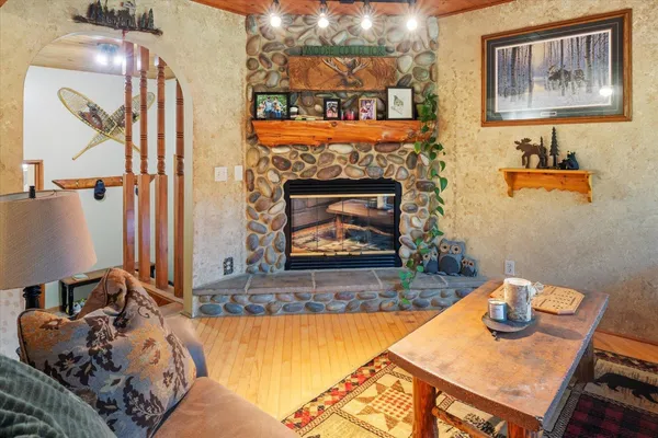 $449,900 | 21666 Bay Port Place, Cohasset, MN 55721
