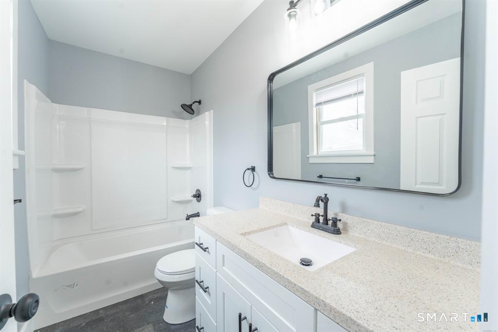 143 Prospect Street Plainfield, CT 06354 - Photo 9 of 32