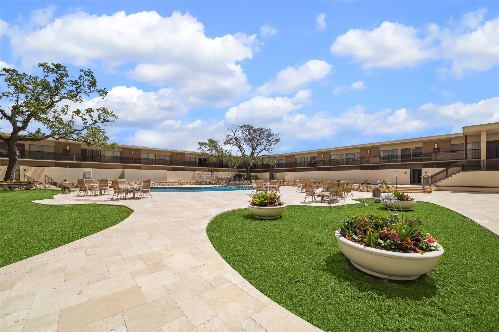 2929 Buffalo Speedway, Unit A306 Houston, TX 77098 - Photo 13 of 38