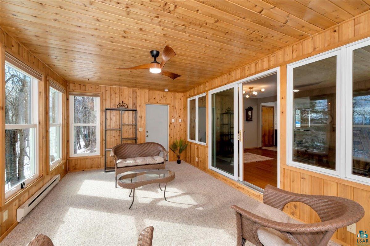 618 Maple Bend Drive Duluth, MN 55811 - Photo 11 of 39 4 Season room