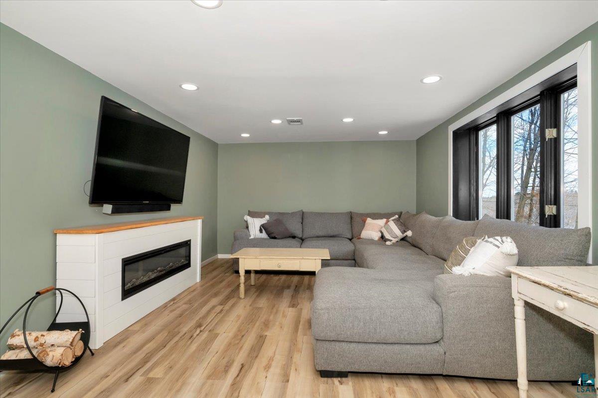 618 Maple Bend Drive Duluth, MN 55811 - Photo 18 of 39 Family room