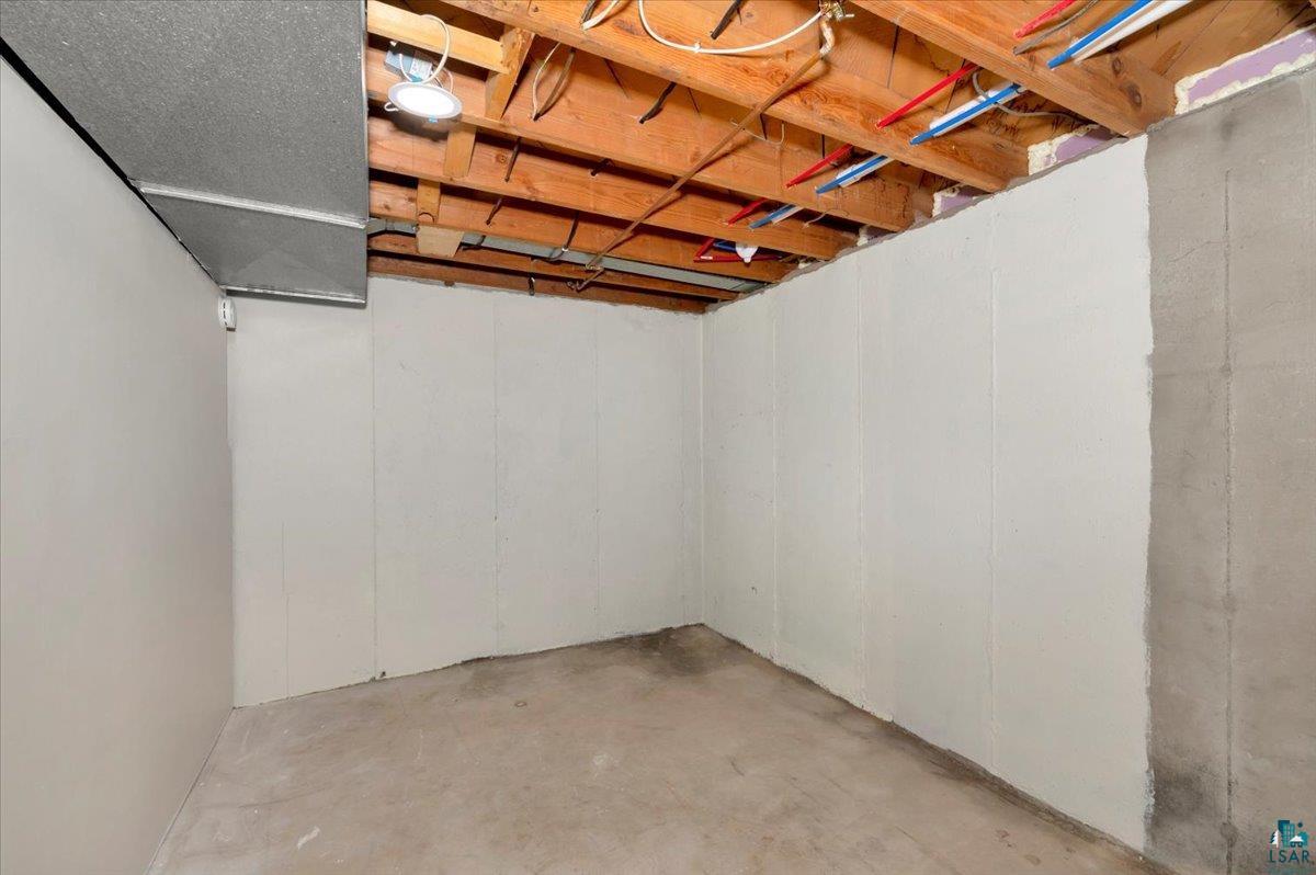 618 Maple Bend Drive Duluth, MN 55811 - Photo 24 of 39 Storage area