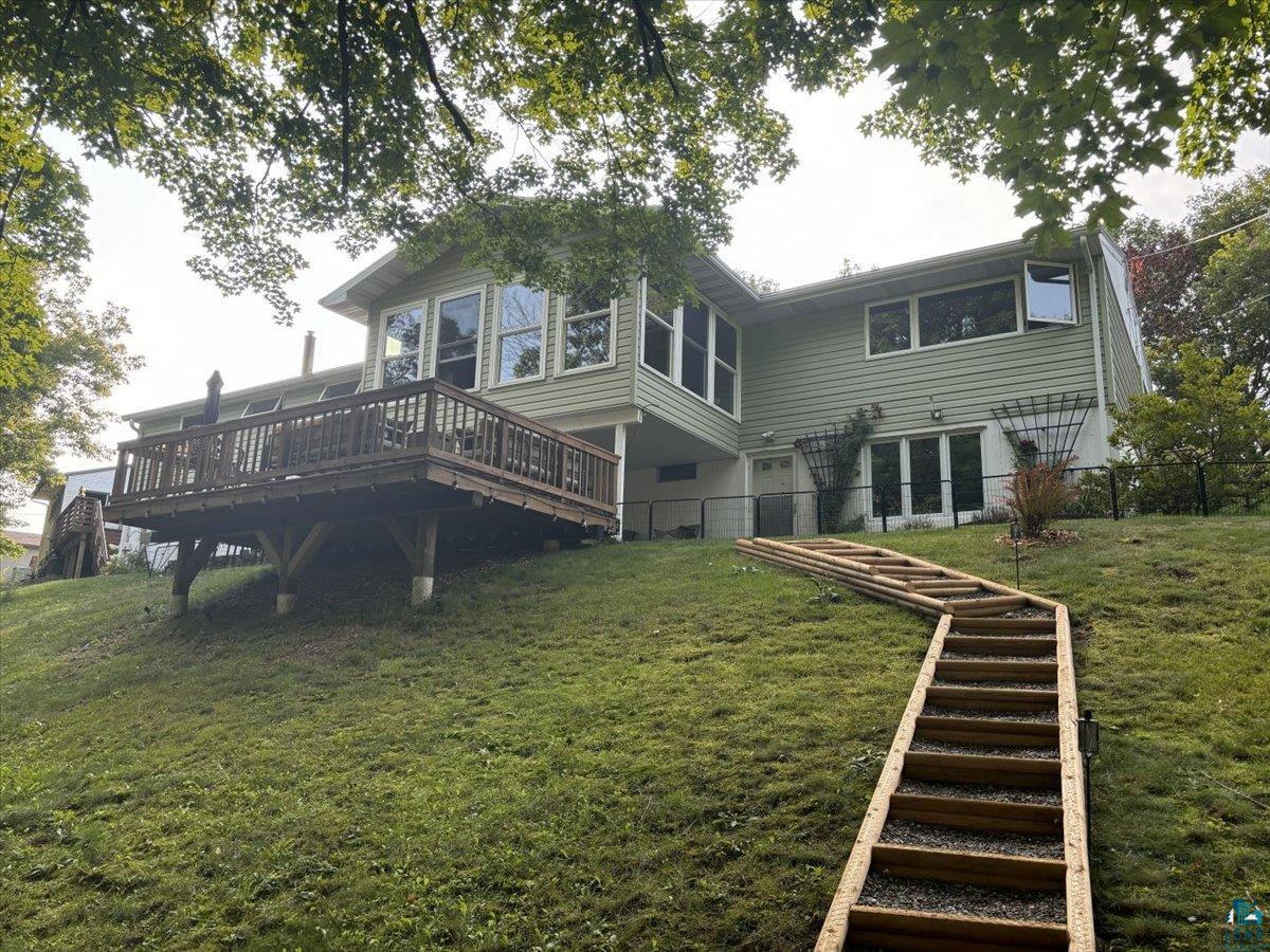 618 Maple Bend Drive Duluth, MN 55811 - Photo 33 of 39 Stairs to Back
