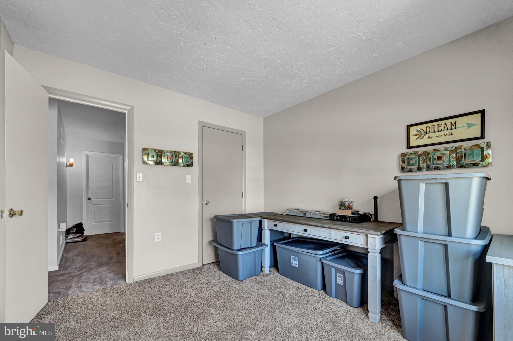 2335 North North Point Drive York, PA 17406 - Photo 21 of 41 Gallery Image 21