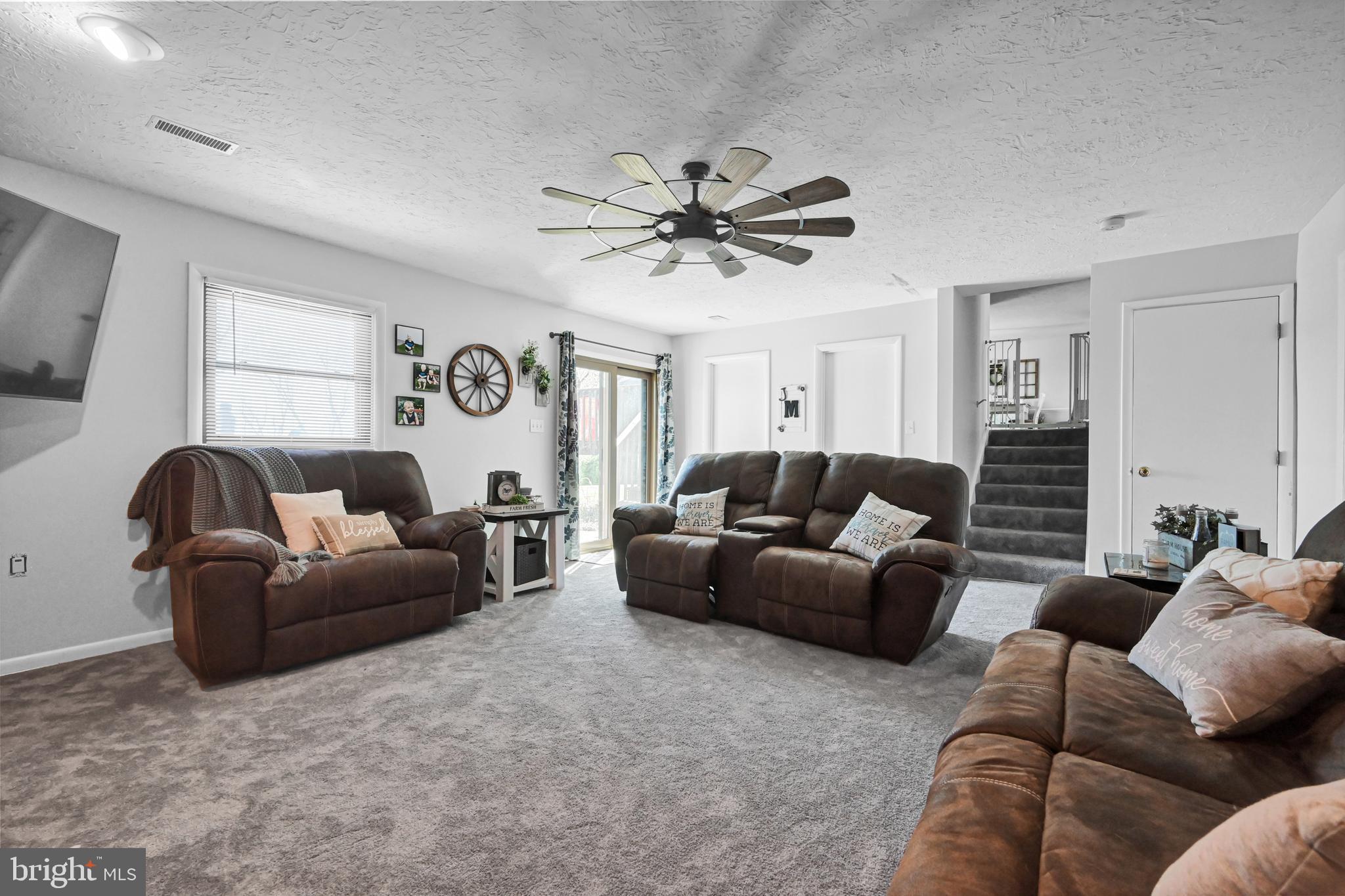 2335 North North Point Drive York, PA 17406 - Photo 9 of 41 Gallery Image 9