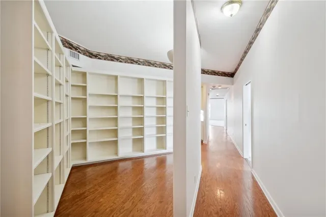 $400,000 | 330 Morgan Street, Unit 406, New Orleans, LA 70114