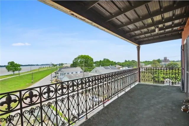 $400,000 | 330 Morgan Street, Unit 406, New Orleans, LA 70114
