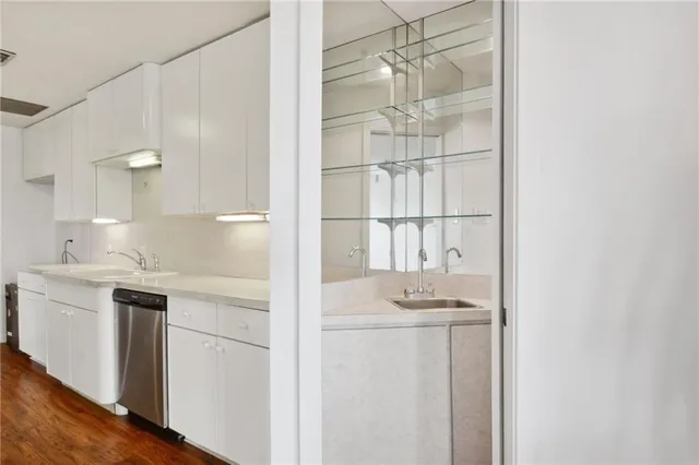 $400,000 | 330 Morgan Street, Unit 406, New Orleans, LA 70114