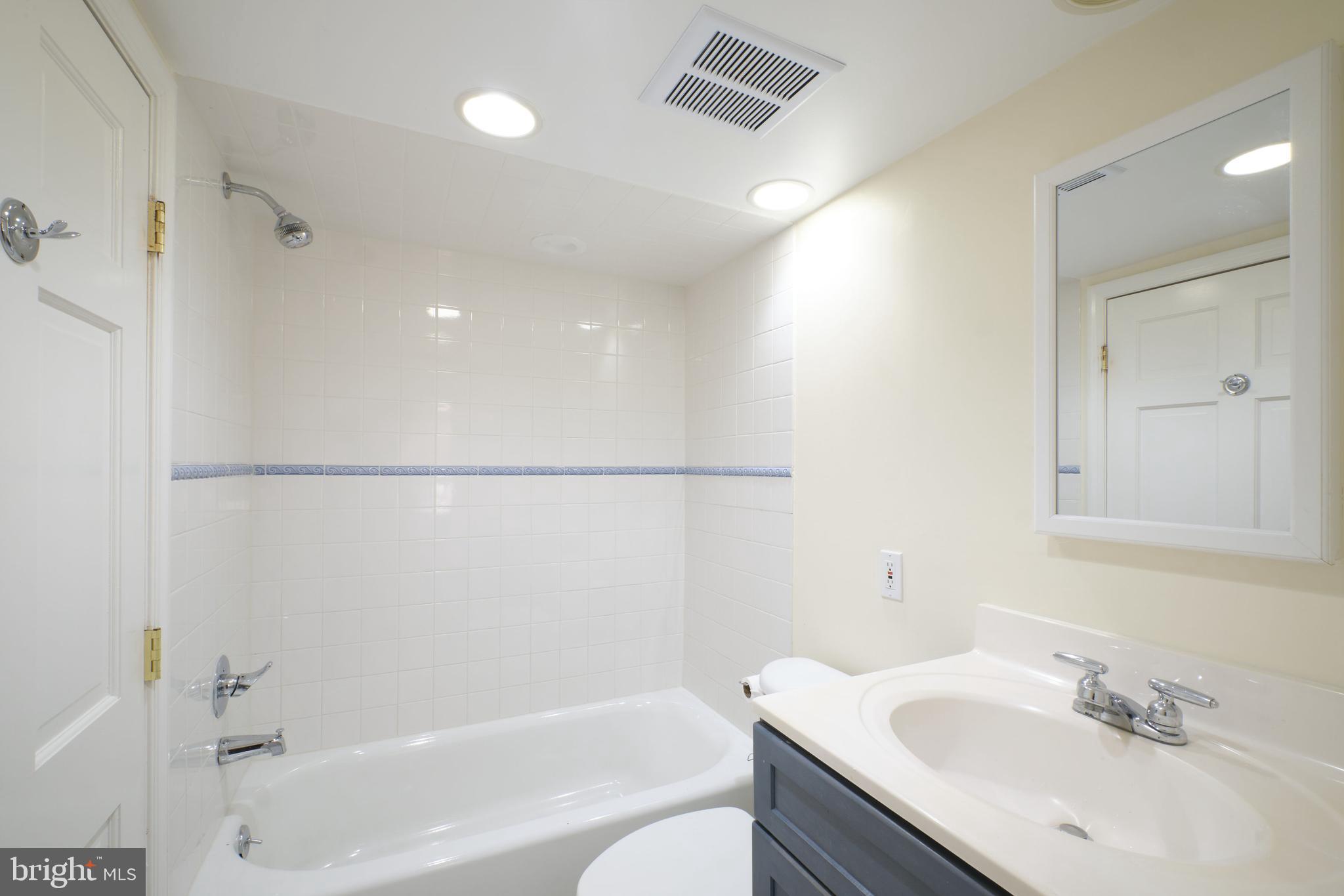 807 Independence Avenue Southeast Washington, DC 20003 - Photo 36 of 38