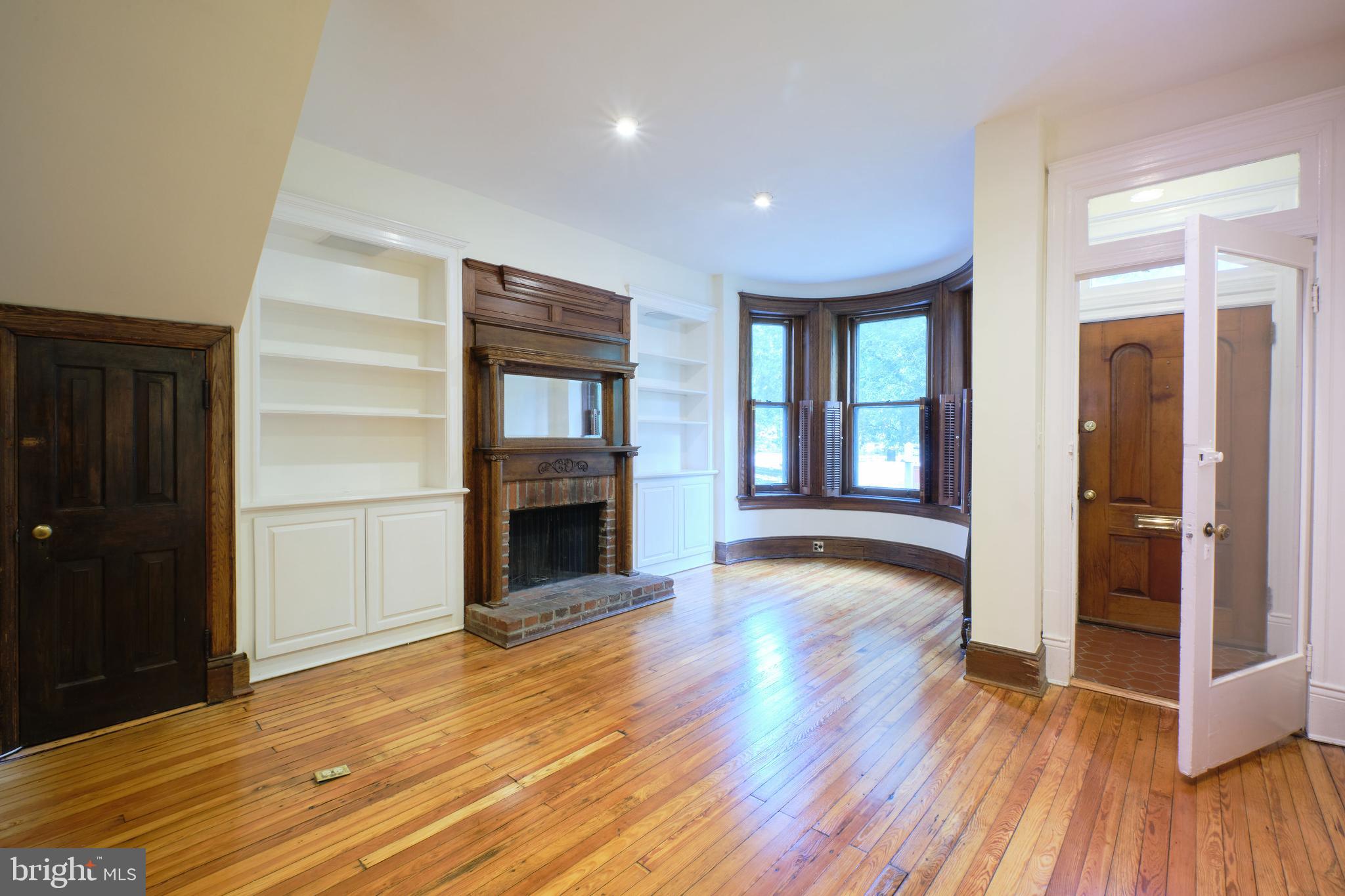 807 Independence Avenue Southeast Washington, DC 20003 - Photo 5 of 38